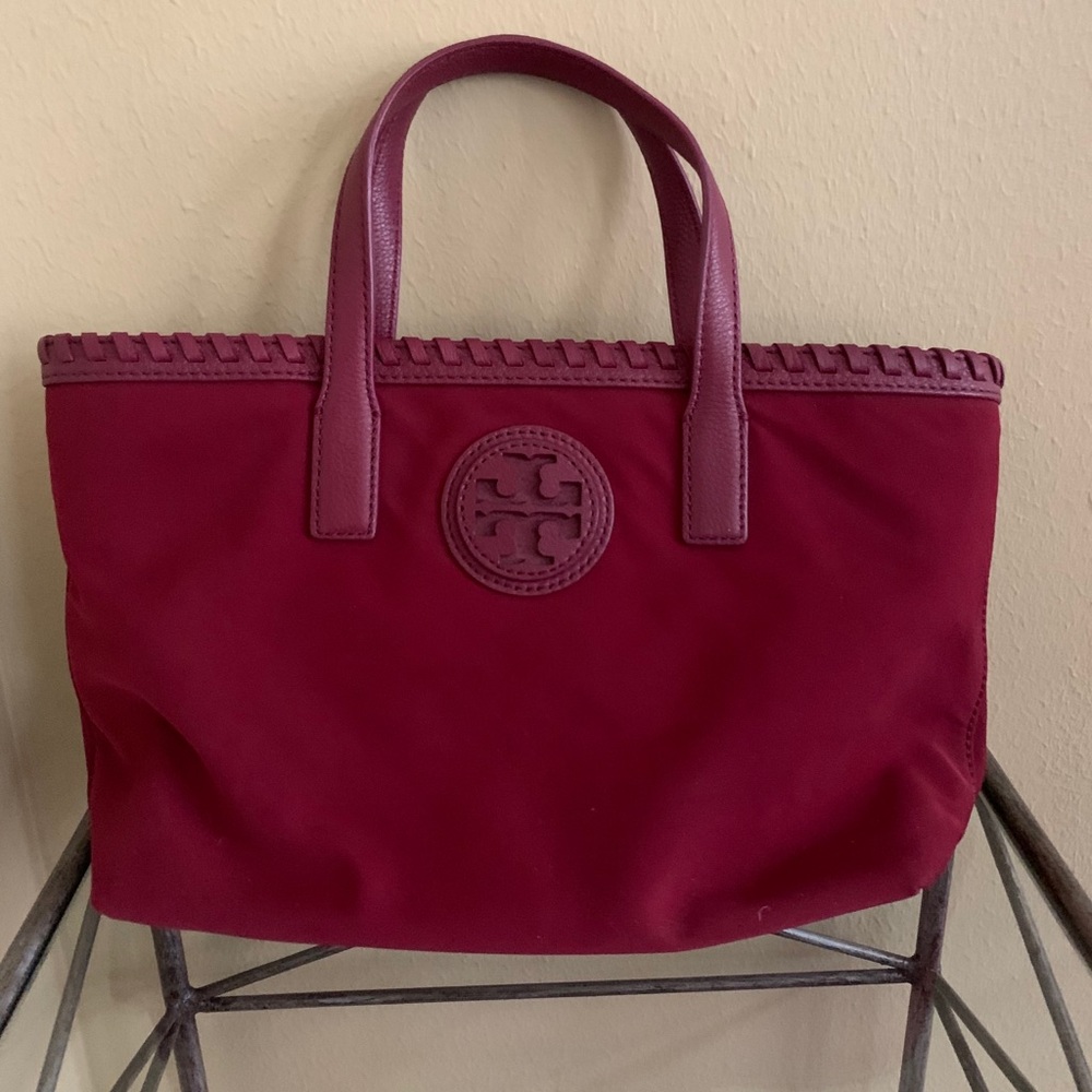 Red Tory Burch purse